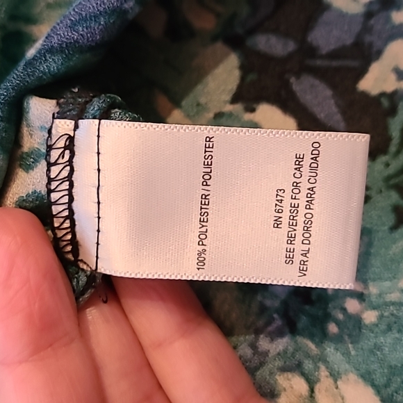 🎈Host Pick🎈 Gabby Skye Flutter Sleeve Floral Belted Crepe Dress - Picture 10 of 13